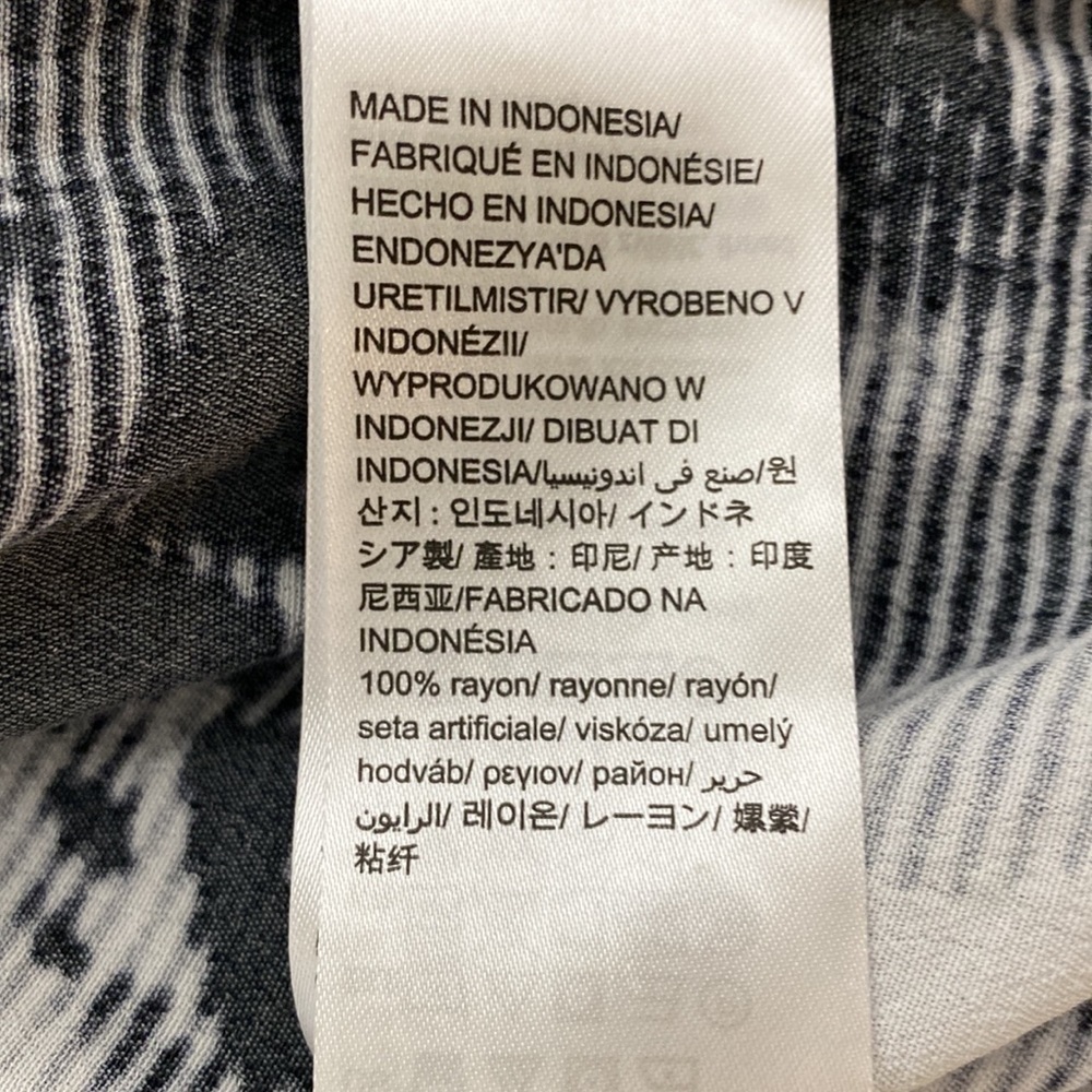 Calvin Klein Utility Button Down Top Shutter Leaf… - image 4